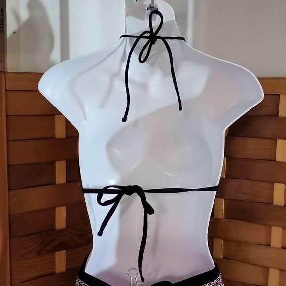 Victoria Secret Bikini 👙 - Picture 4 of 10